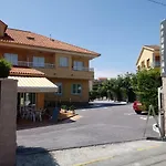 Pensjonat A Fontina Montalvo